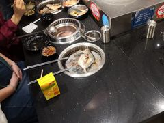 -钱小主·自助回旋烤肉火锅餐厅(东方新天地店)