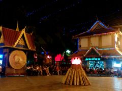 -勐巴拉娜西大剧院