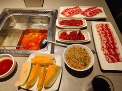 -海底捞火锅(新松江路生日主题店)
