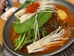-喇喇排骨火锅·传统韩式脊骨汤(望京西园总店)
