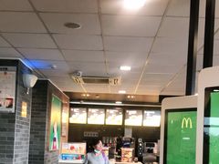 -麦当劳(庐山服务区店)