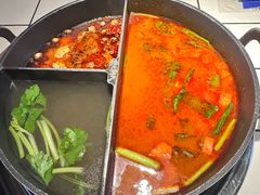 -热火朝天鲜切牛肉火锅(南强街巷店)