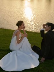 -至臻微拉婚纱摄影