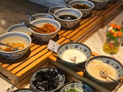 -筠咖啡西餐厅(上海国展宝龙丽筠酒店)