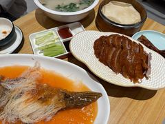 -梅利汴京烤鸭•开封豫菜地标店(东司门店)