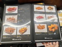 -BHC炸鸡(明洞总店)