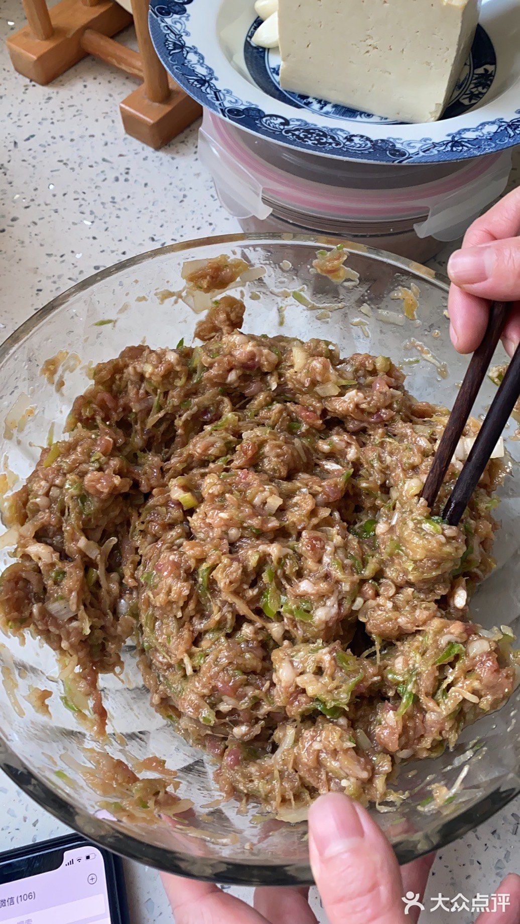 第一次从发面，调馅儿，到包包子，蒸包子，出锅