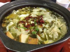 -周鱼小馆石锅酸菜鱼(活力汇店)