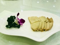-梅龙镇酒家(南京西路总店)