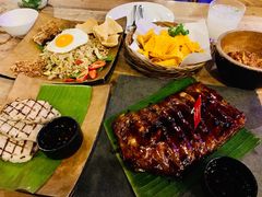 印尼式炒飯-Naughty Nuri’s Phuket