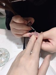 -漫画美甲美睫轻奢馆