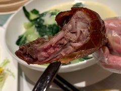 港式烤乳鸭-东富酒家(龙湖西溪天街店)