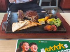 -豪客来牛排(重庆大学城熙街店)