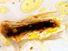 炉烤鸡蛋灌饼-路边摊胡同里(星城商厦店)