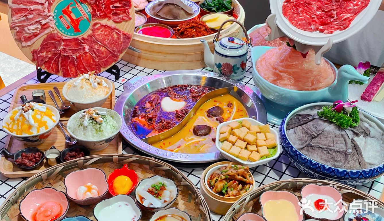 天津探店❗️滨江道土货火锅❗️甜品一次吃32道❗️