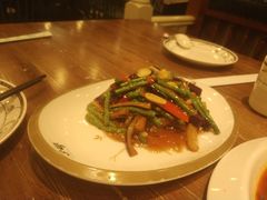 -清真·玛丽亚新疆菜主题餐厅(浙江中路店)