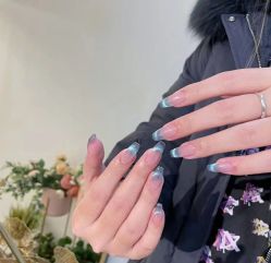 -花系美·美甲美睫精品店