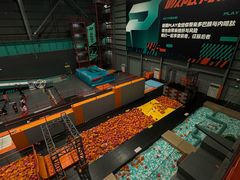 -极限PLAY运动娱乐新世界·团建派对潮玩休闲馆·室内蹦极高空游乐园