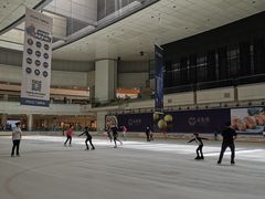 -冰纷万象滑冰场(深圳万象城店)