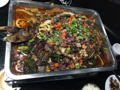 -鸣记脆皮烤鱼(铁西店)