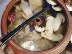 松茸汽锅鸡-滇越乘象云南餐厅(豆各庄店)