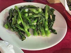 -五谷芳乳鸽王(海景店)