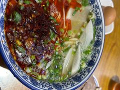 -伊穆祥牛肉面总店·清真