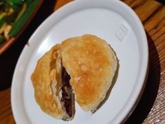 云南鲜花饼-云海肴·汽锅鸡·云南代表菜(天津国金汇店)