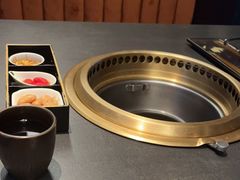 -铭牛烧肉·和牛海鲜自助(高新月牙湖店)