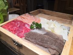 -潘小辣鲜肉老火锅