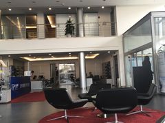 -天津波士信达奔驰4S店(卫津南路店)