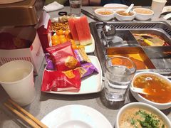 番茄锅底-海底捞火锅(宝龙广场夜宵主题店)