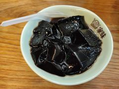 蜂蜜龟苓膏-家味螺蛳粉&烤鱼(安远路店)