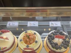 -花花卷卷·鲜食蛋糕(静安久光百货店)