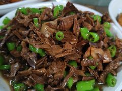 -芦茨金富饭庄·25年老字号·专做稻草鸡