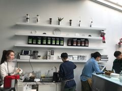 -UNI UNI(环亚凯瑟琳店)