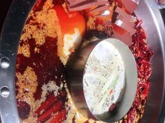 -谭鸭血老火锅(龙湖宝山天街店)