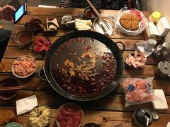 -岗上渣渣老火锅(两路口店)