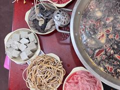 -储奇门鳝鱼火锅(总店)