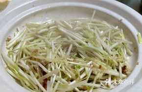 Explosive Specialty Stir-fried Leek Yellow