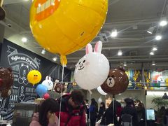 -LINE FRIENDS Garosu-gil Flagship Store