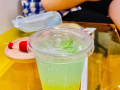 柚子气泡-XI·LaundryCafe 喜咖自助洗衣咖啡店