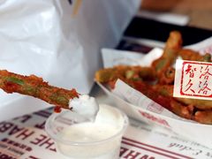 -The Habit Burger Grill 哈比特汉堡(复兴soho店)