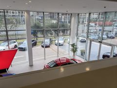 -深圳锦龙奥迪4S店(前海店)