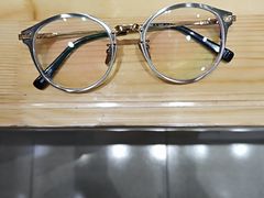 -豪门视光·星趣控·蔡司依视路眼镜代理商(中央大街店)