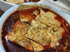 麻辣米线-老字号杨坡红油米线腊汁肉夹馍(东四道巷店)