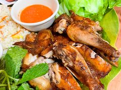 -沐毫傣泐云南菜孔雀宴•手抓饭傣味烧烤(曼听公园店)