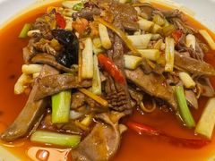 -万重锦·人文川菜馆(骡马市店)