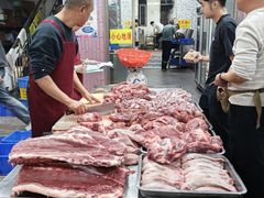 -标记美食新鲜猪杂(兴南大道店)