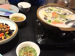 -桥边小楼·手工云南菜·古城观景小楼儿